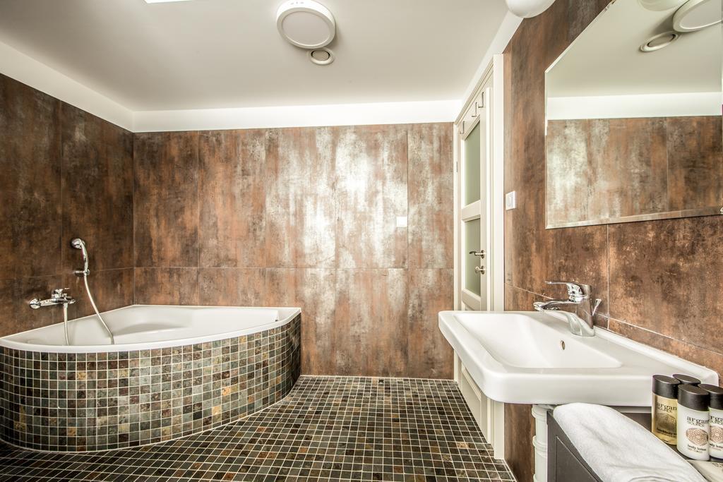 Aplend City Bastova 1 Bratislava Dış mekan fotoğraf